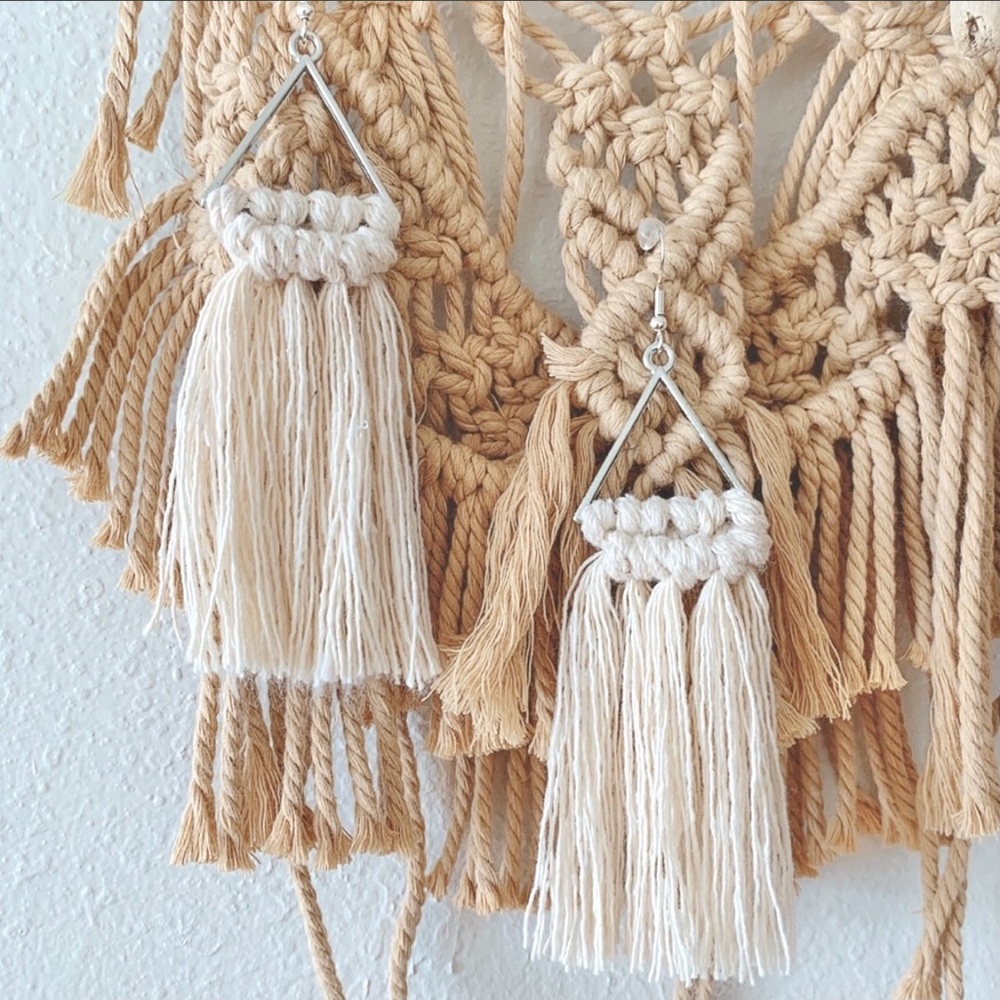 ✨🆕✨ handmade macrame earrings - Picture 2 of 3